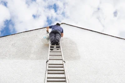 Peinture extérieure à Paris — façades et ravalement